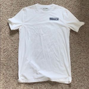 White under armour t-shirt